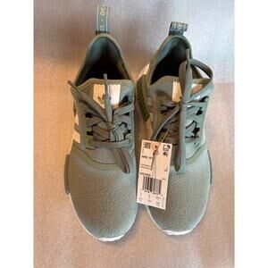Adidas NIB Women Olive Green and White Striped Tennis NMD R1J  Size 6.5